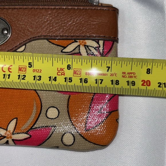Fossil Key-Per Coated Canvas Orange Fruit Floral Leather Wristlet - Picture 5 of 7